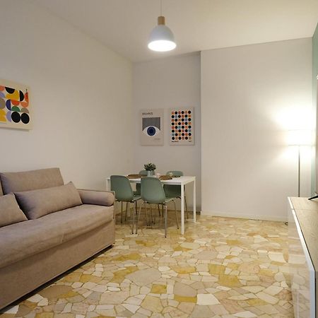 Milano Navigli Apartment - Via Tortona Buitenkant foto